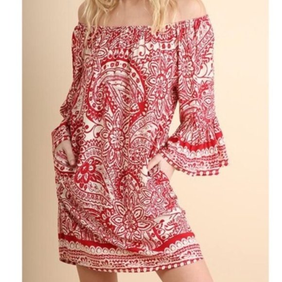 Umgee Dresses & Skirts - Umgee Off Shoulder Paisley Bell Sleeve Dress Sz M
